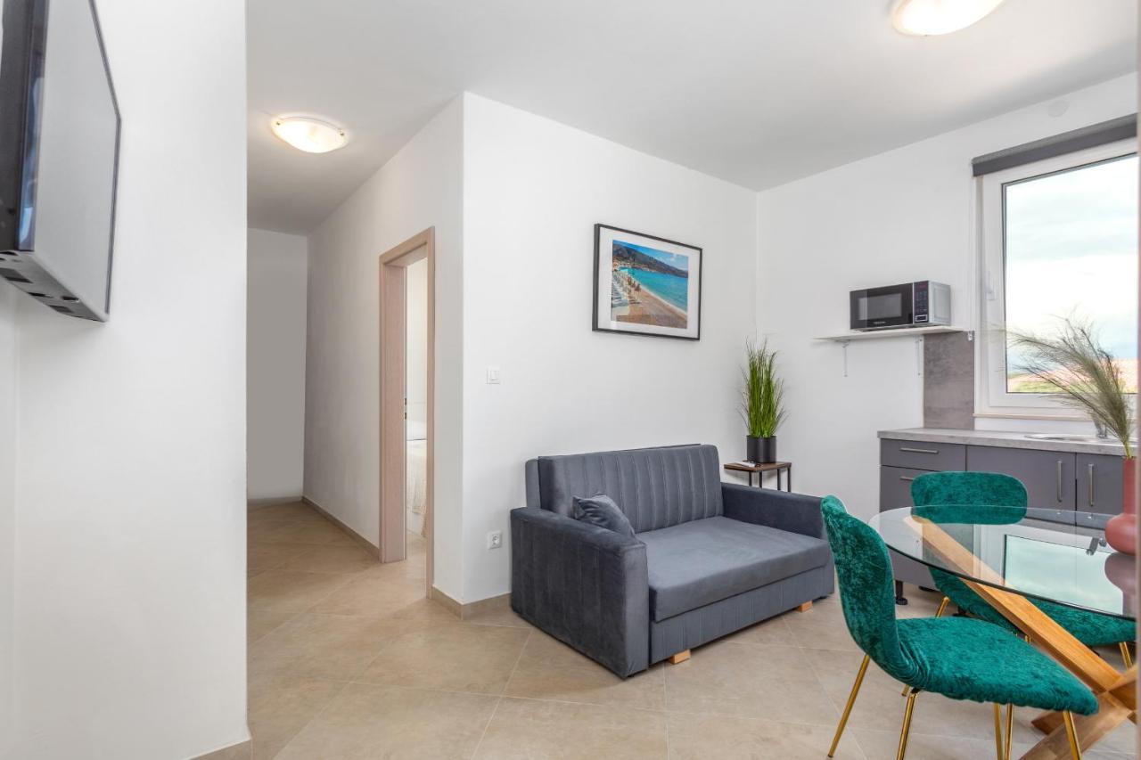 Divine Apartments Baska  Exterior photo