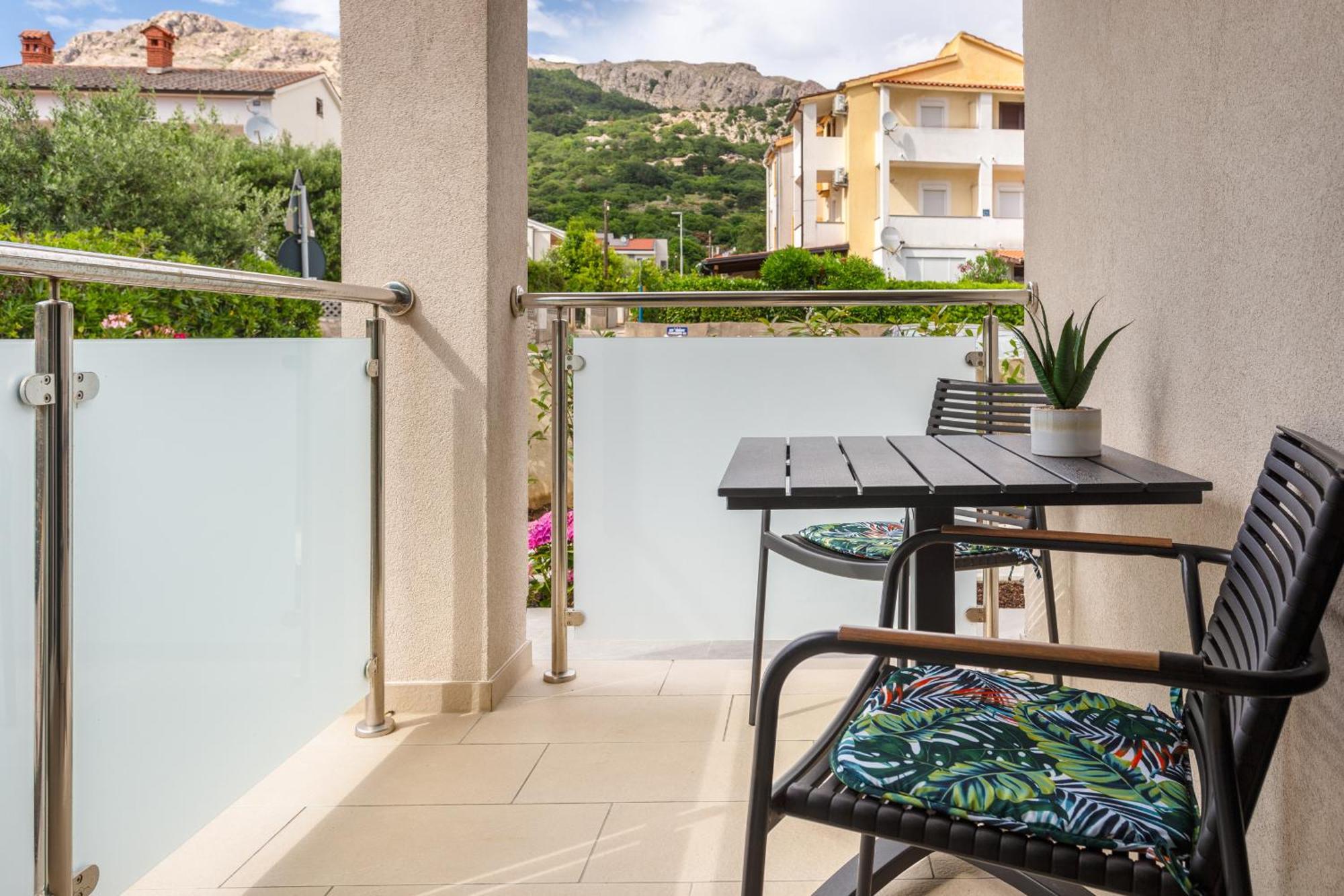 Divine Apartments Baska  Exterior photo